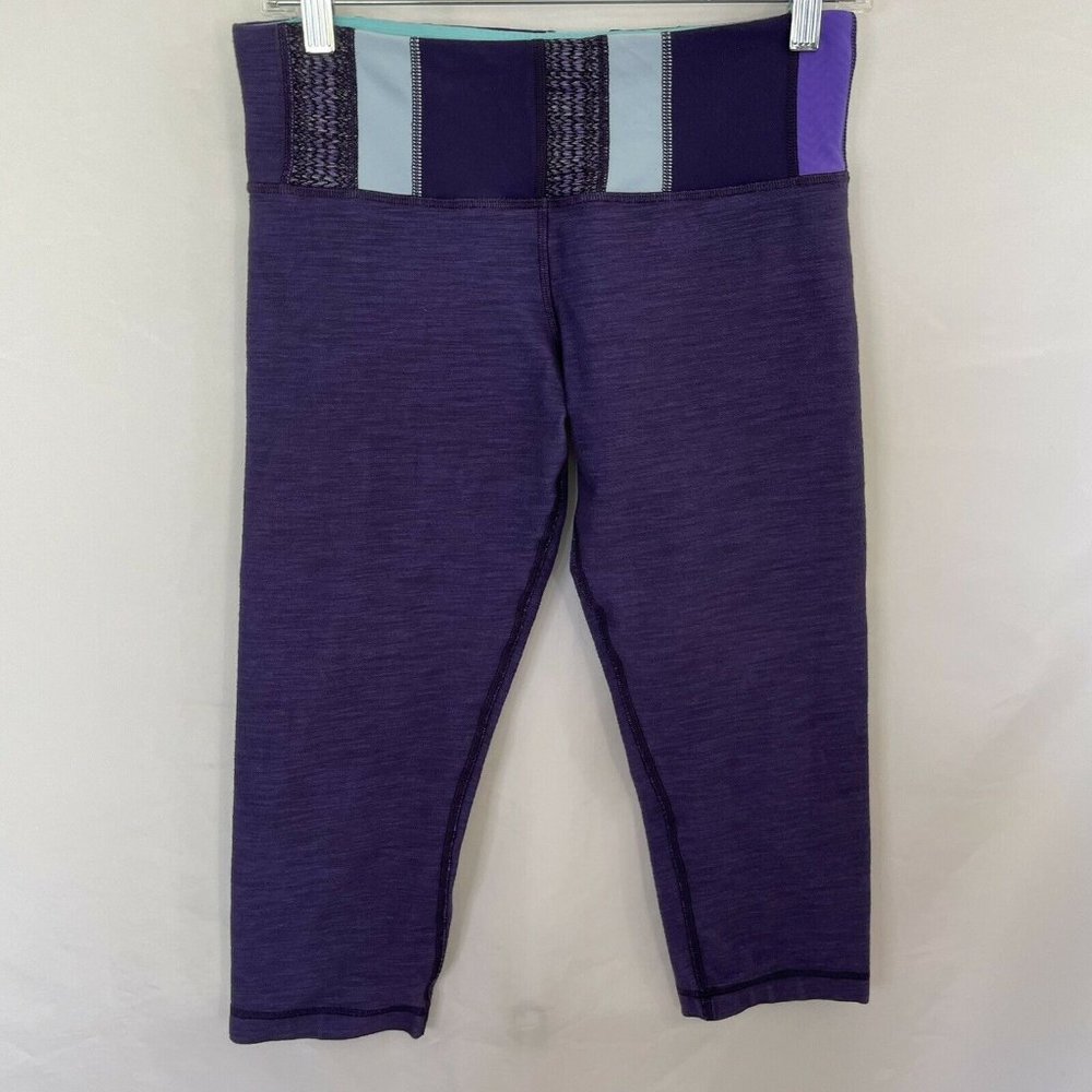 Lululemon Athletica Purple Wunder Under Quilt Crop size 8 - Picture 2 of 6